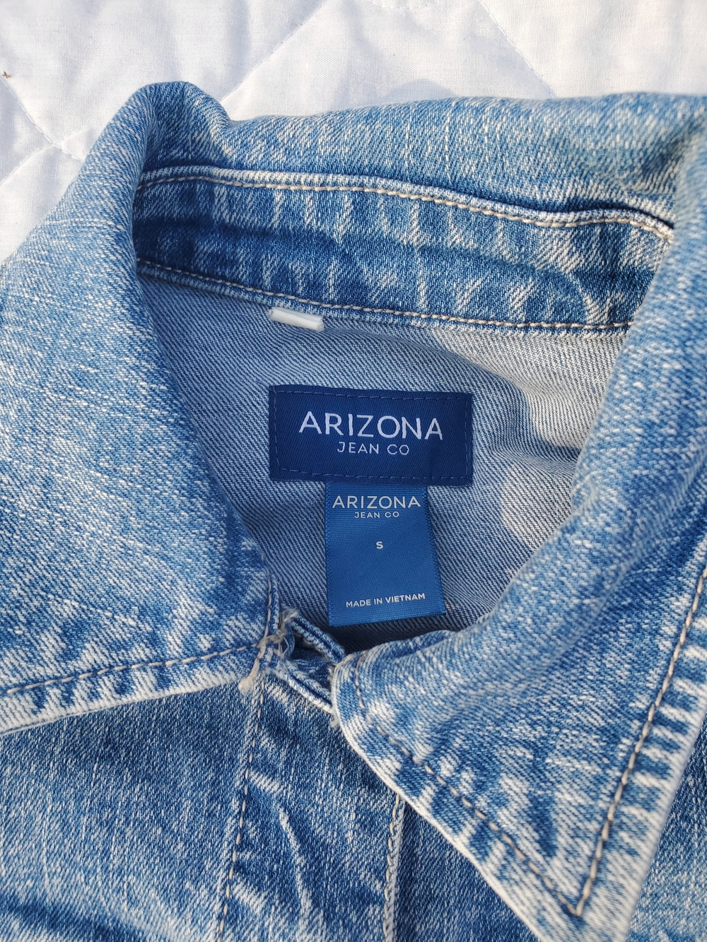 Classic Light Blue Arizona Jean Co Denim Jacket - Picture 3 of 4